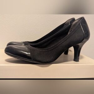 Life Stride Black Patent Heels
